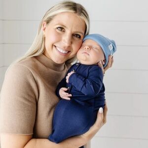 Lou Lou & Company Harvey Navy Blue Knotted Gown Size Newborn Blue Baby Boy Pjs
